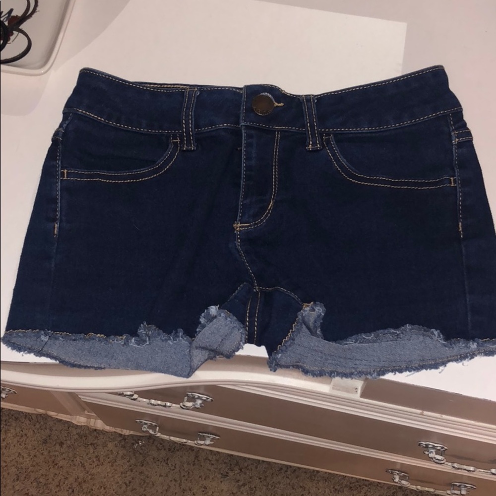 Short jean shorts